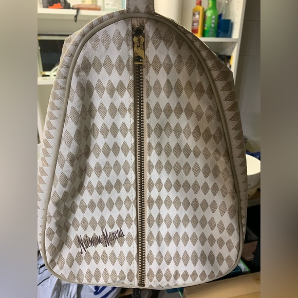 Vintage Neiman Marcus shoe carrier - Picture 1 of 5